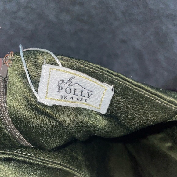 Oh Polly Causing Drama Thigh Split Satin Maxi Dress in Dark Green size 0 - Picture 2 of 4